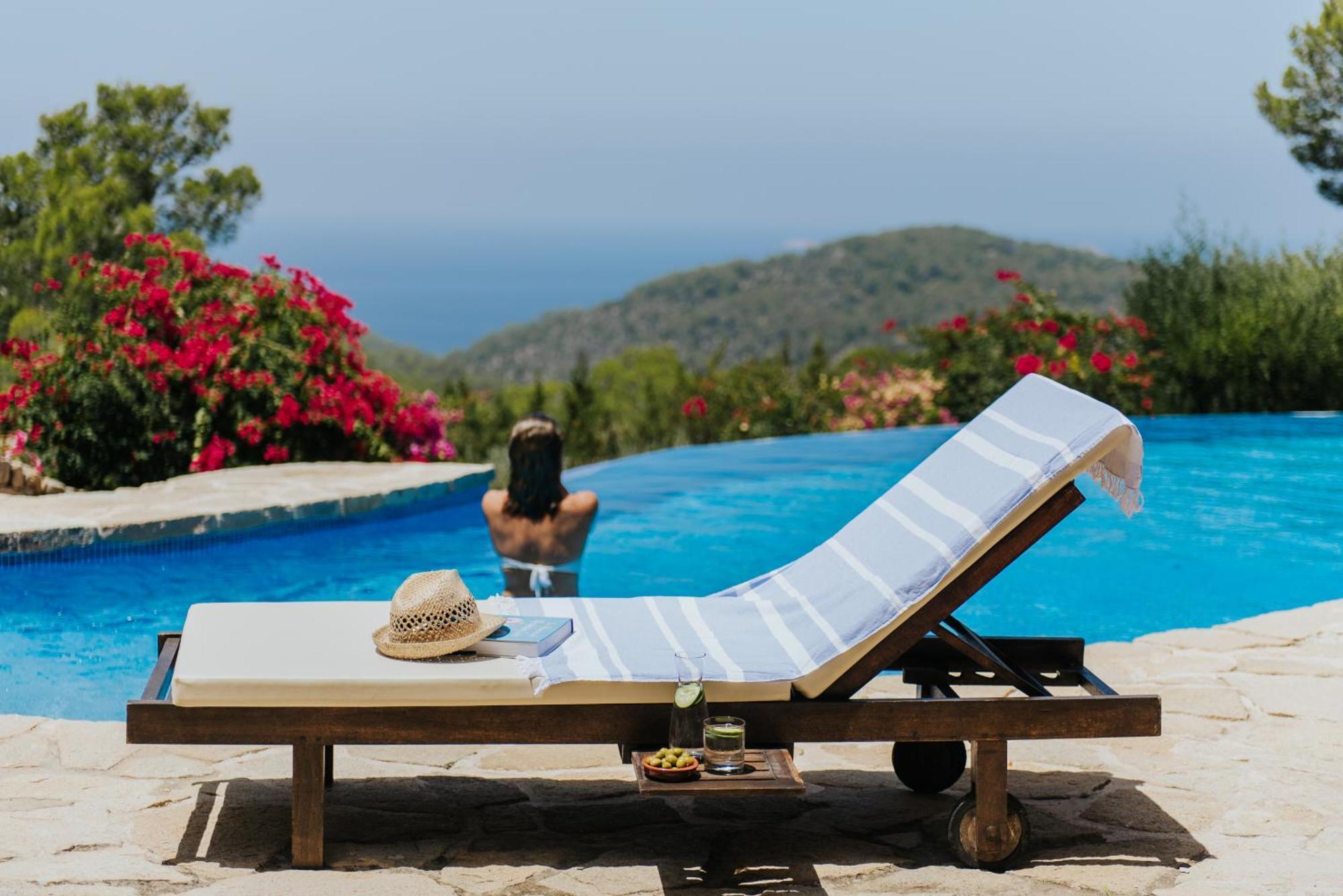 Villa & Guesthouse Paissa D'En Bernat Cala Tarida  Exteriör bild