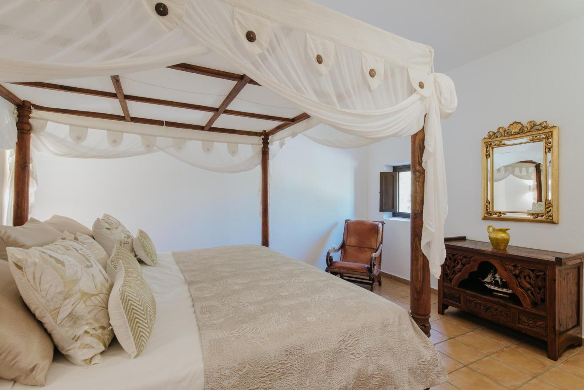 Villa & Guesthouse Paissa D'En Bernat Cala Tarida  Exteriör bild